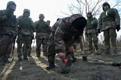 Pentagon to send Ukraine anti-personnel mines ‘soon,’ US says