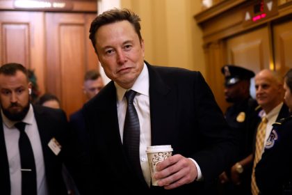 Air Force secretary: Elon Musk ‘not a warfighter,’ needs to learn more