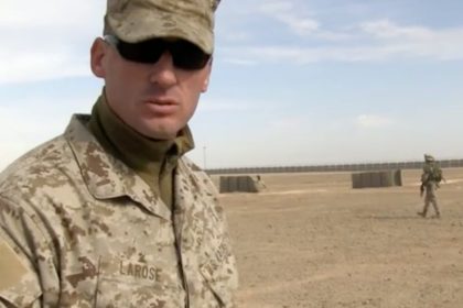 Marine gunner has AWOL charges tossed, gets reprimand for statements