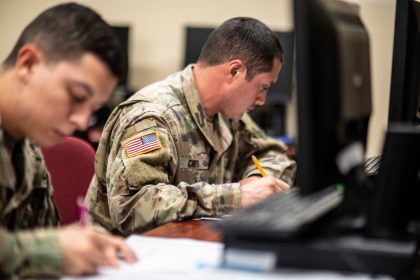 Army to cut credentialing benefit, drop officers from program