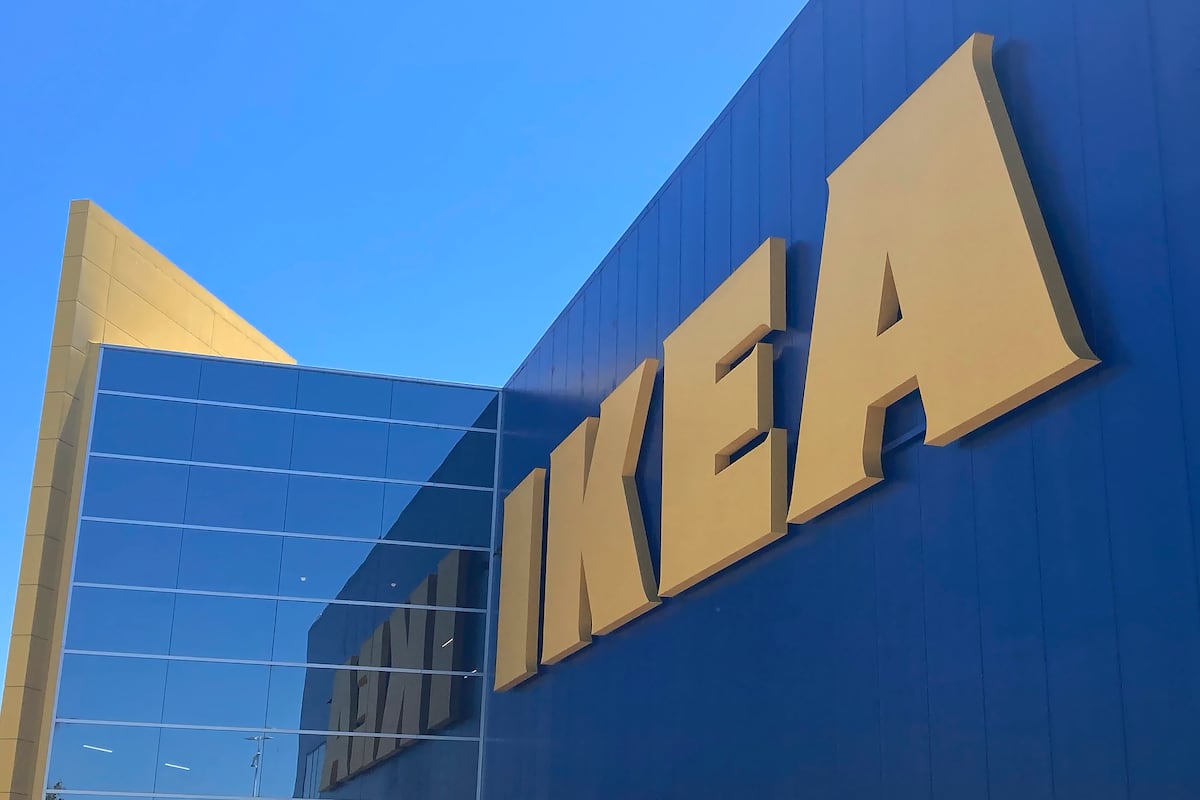 Polish general fired after anti-tank mines found in Ikea warehouse