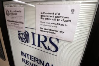 As lawmakers head to summer recess, threat of an autumn shutdown looms