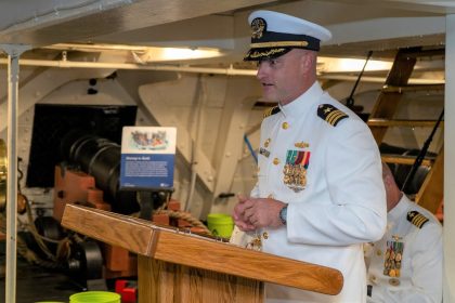 Navy relieves commander of New Hampshire Reserve center