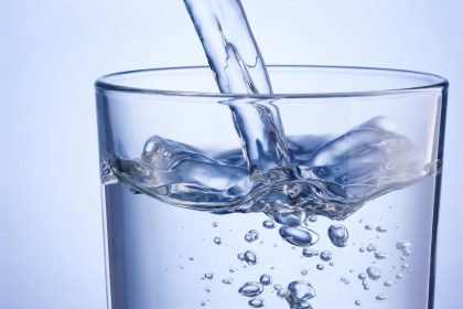 Warren presses Hegseth about fluoridation’s impact on readiness