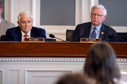 House lawmakers to unveil draft budget for vets programs this week
