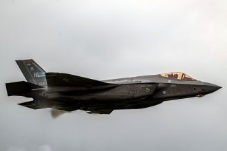 Air Force F-35 buy would be cut in half under Pentagon spending plan