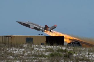 Fighter pilots integrate drones into air combat training