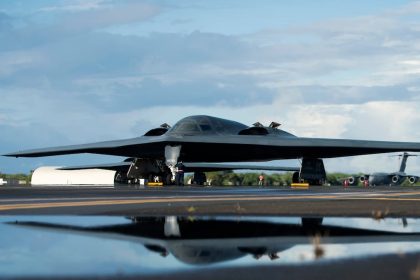 B-2 crash report: Hydraulic failure led to landing gear collapse, fire