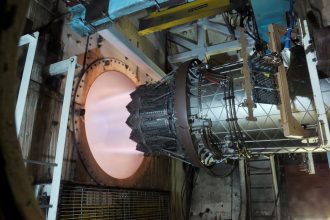 Navy awards Pratt .9B contract to build more F-35 engines