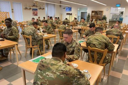 Pilot program at Fort Hood gives soldiers more dining options