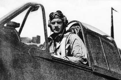World War II’s last American ace dies at 103