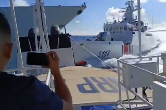 Two Chinese military vessels collide in South China Sea