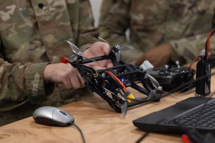 No drones for Army squads, teams, 25th Infantry Division leader says