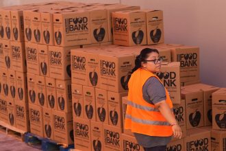 Vance says troops will be paid as pressure builds to end shutdown Vance says troops will be paid as pressure builds to end shutdown