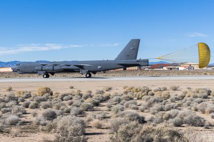 B-52 with key radar upgrade flies to Edwards for testing