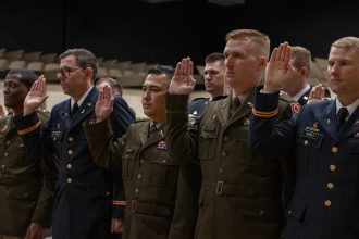 Instead of setting bonuses, the Army will make some warrant officers bid for them