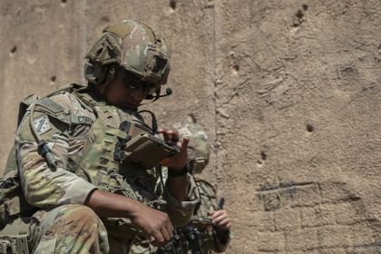 Army debuts data operations center to serve as information hub