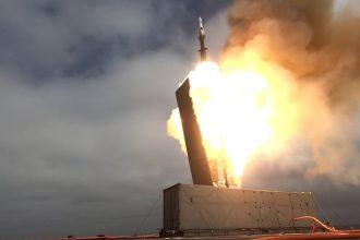 Pentagon reaches agreements with defense firms on containerized missiles