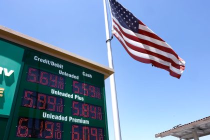 House advances measure to give troops a discount on gas