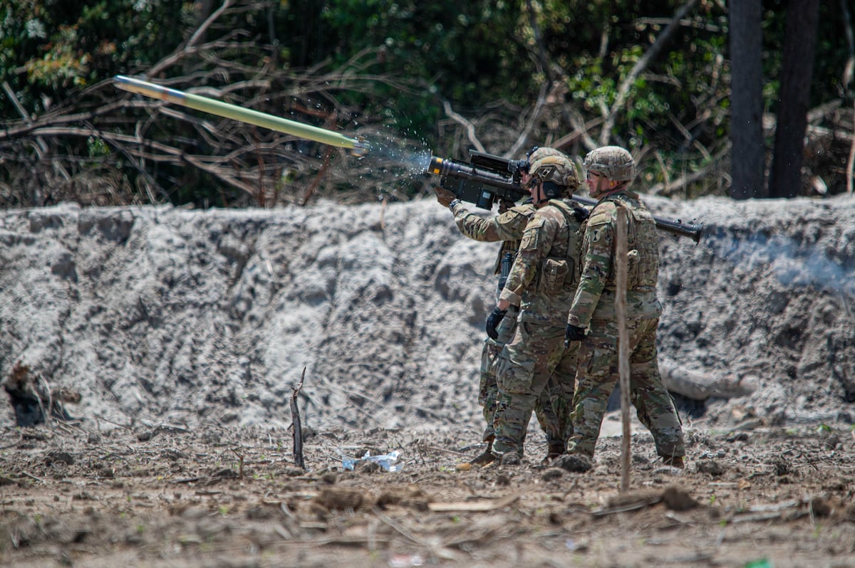 The US Army wants thousands of air defense missiles to replace the Stinger