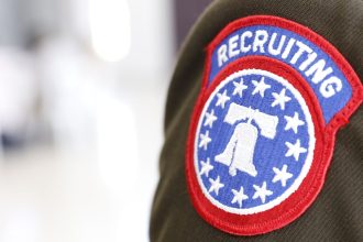 Army recruiter pleads guilty to stealing the identities of potential recruits for bank fraud