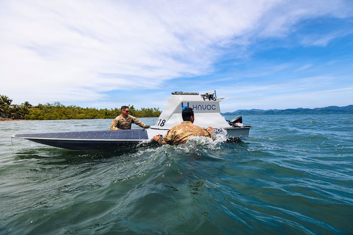 US Army tests autonomous boats during Philippine exercise