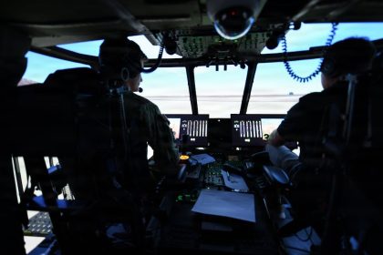 Soldiers give feedback, drive MV-75 Cheyenne cockpit changes