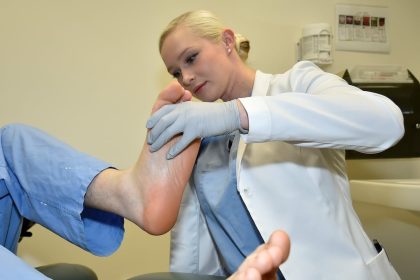 Urine test could predict stress fractures in boot camp