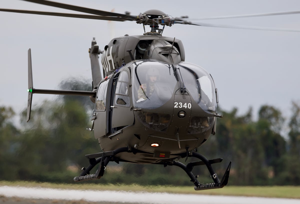 Army shifts helicopter training to a contractor-run model