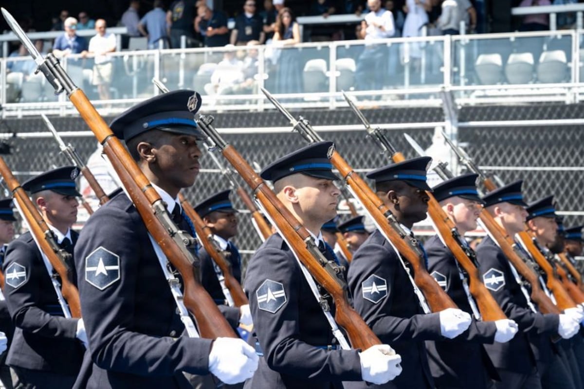 Space Force Honor Guard showcases new ceremonial uniform in DC Grand Prix