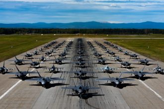 Congress may alter Air Force fighter structure as service fails to reach 1,145 aircraft minimum