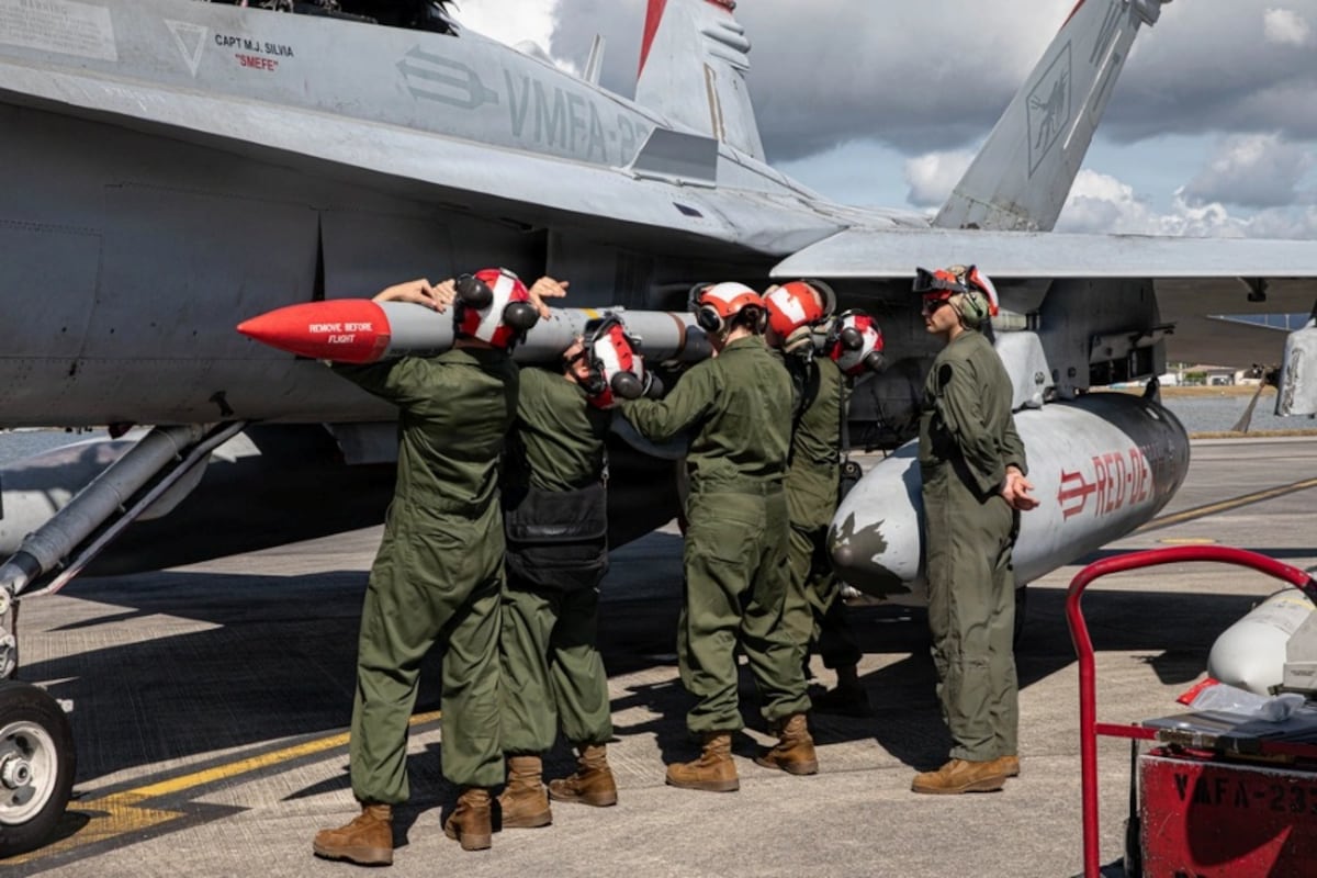 Pentagon, Lockheed sign framework deal to boost AIM-260 production