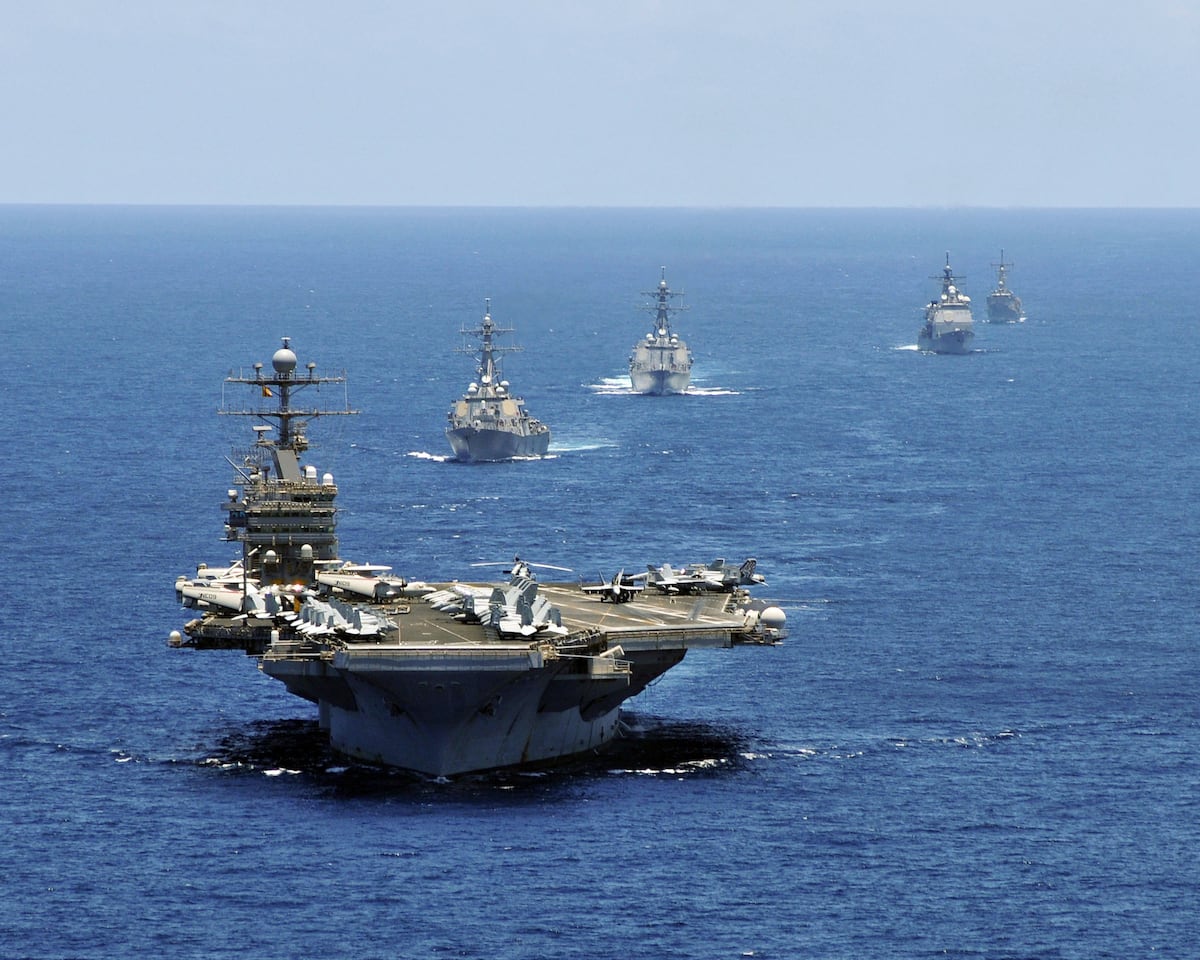 USS Abraham Lincoln arrives in Guam as deployment enters 10th month