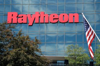 Pentagon awards Raytheon up to .7 billion to nearly double AMRAAM production