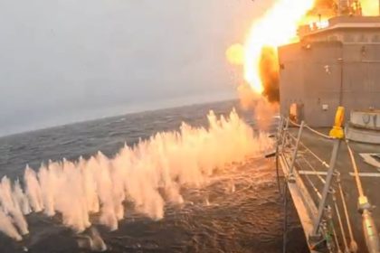 USS Klakring sent to the bottom of the Atlantic in joint US-UK SINKEX