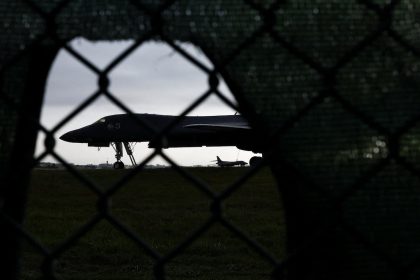 US removes B-1 bombers from UK base amid security concerns