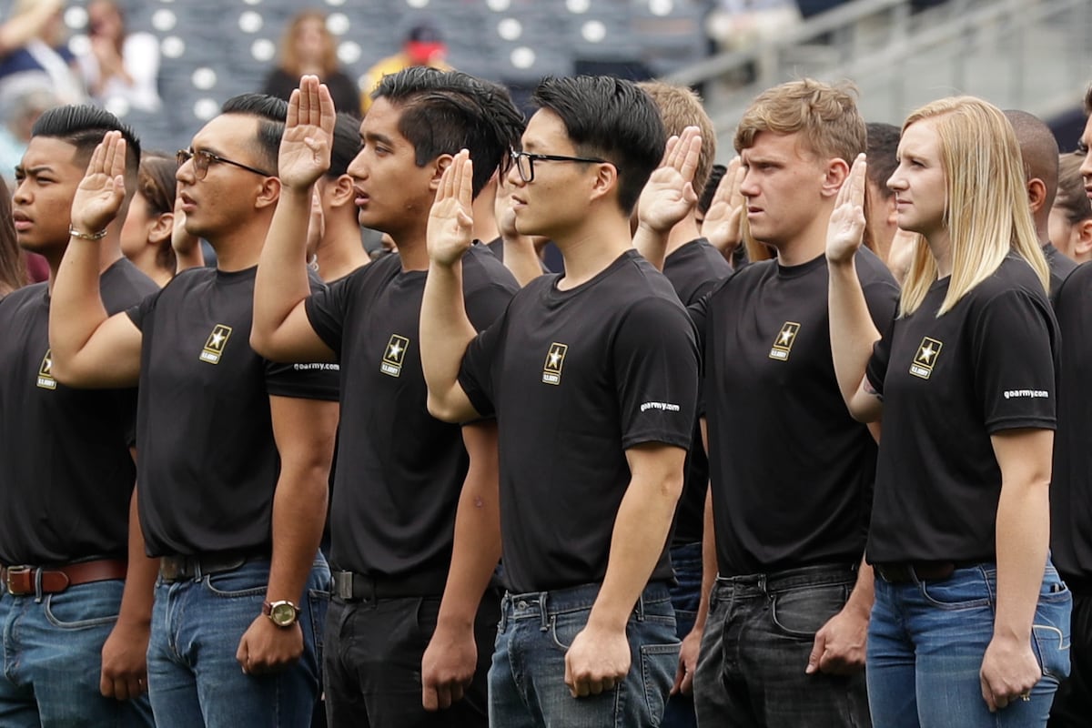 Army meets Reserve, Special Forces recruiting goals for first time in a decade, general confirms